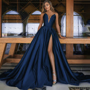 Personalized Classical Women's Wedding Dress
