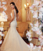 Fishtail Sleeveless Lace Wedding Dress