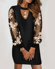 Lace Long-Sleeved V-Neck Splicing Dress