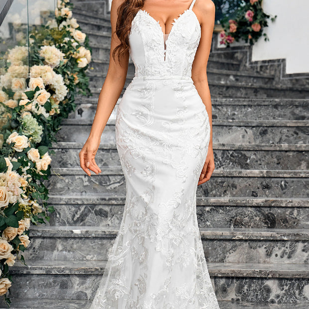 Women's Fashionable Slim-fit Sheath Wedding Dress